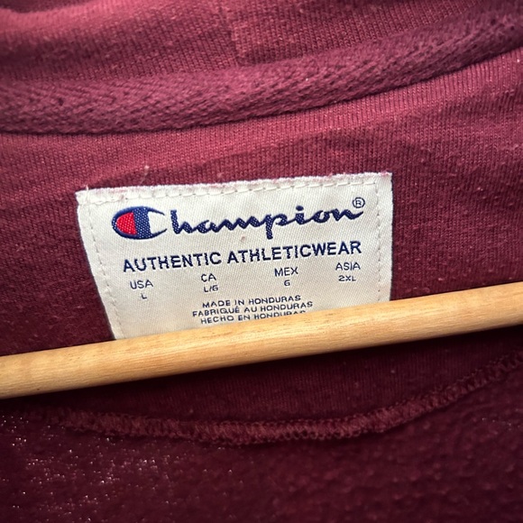 Champion Sweatshirt - Picture 4 of 4